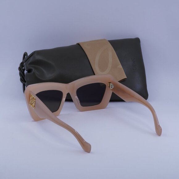 Loewe LW40145I 72E Cat Eye Sunglasses – Shiny Pink/Brown - Picture 6 of 10